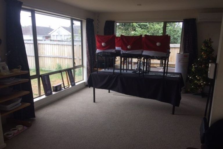 Photo of property in 218 Wainoni Road, Avondale, Christchurch, 8061