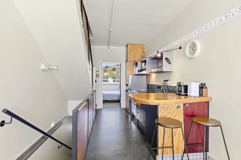Photo of property in Qba Apartments, 4e/51 Webb Street, Mount Cook, Wellington, 6011