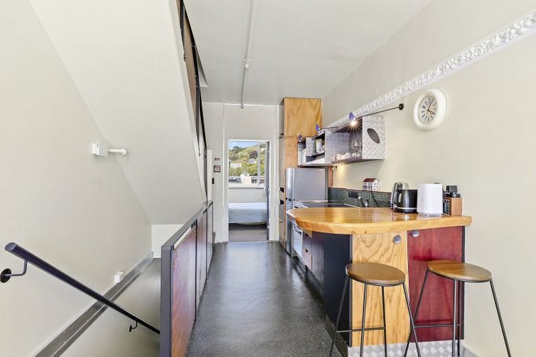 Photo of property in Qba Apartments, 4e/51 Webb Street, Mount Cook, Wellington, 6011