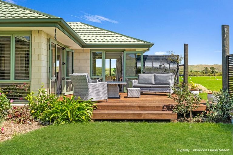 Photo of property in 54 Mcraes Road, Waikari, 7385