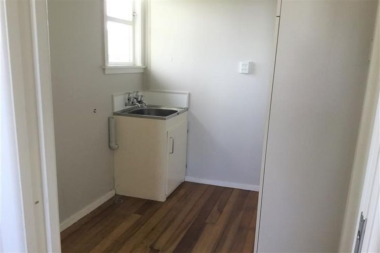 Photo of property in 406 Carrington Street, Upper Vogeltown, New Plymouth, 4310