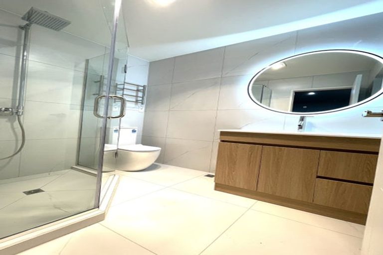 Photo of property in 42 Auranga Drive, Karaka, Papakura, 2113