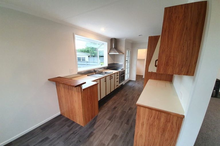 Photo of property in 50 Apollo Parade, Milson, Palmerston North, 4414