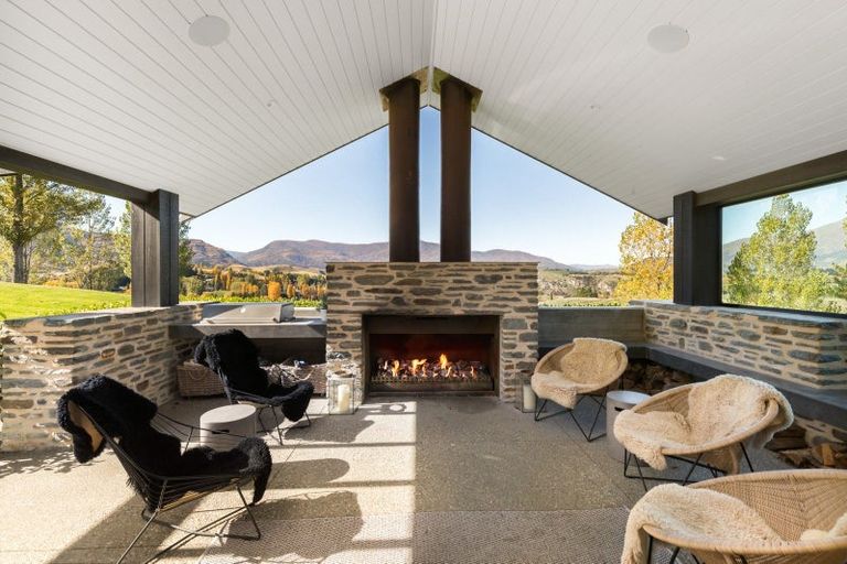 Photo of property in 76 Hunter Road, Speargrass Flat, Queenstown, 9371