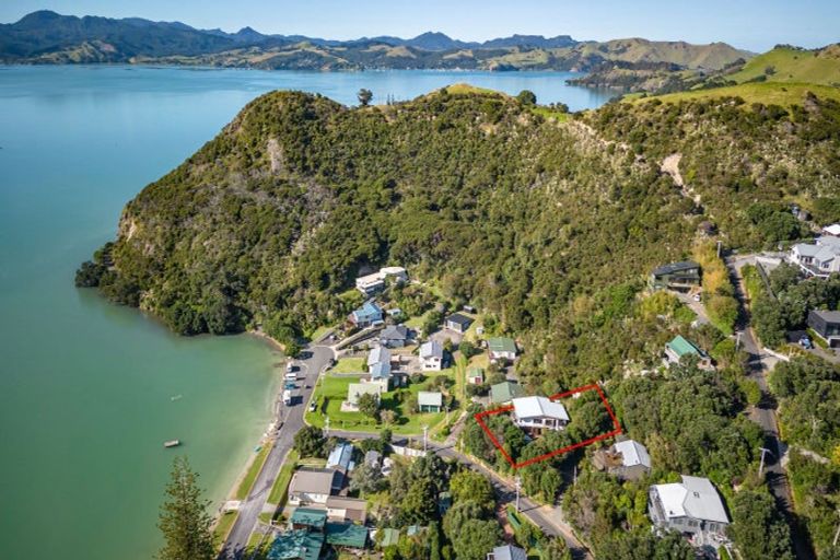 Photo of property in 2480 Wyuna Bay Road, Wyuna Bay, Coromandel, 3581