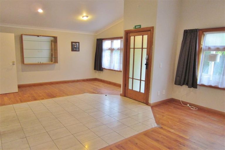 Photo of property in 84 Amohia Street, Paraparaumu, 5032