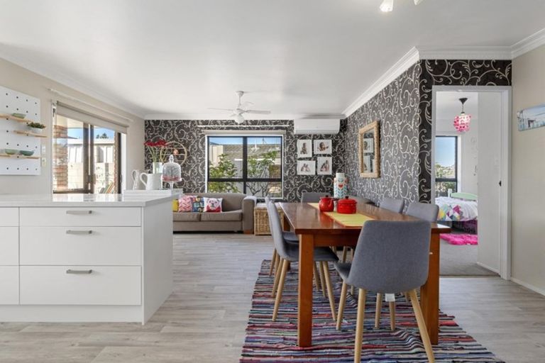 Photo of property in 33 Heron Avenue East, Matua, Tauranga, 3110