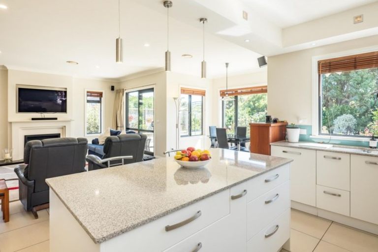 Photo of property in 57 Kotuku Drive, Paraparaumu Beach, Paraparaumu, 5032