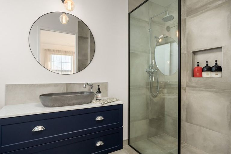 Photo of property in 10 Saint Thomas Avenue, Pyes Pa, Tauranga, 3112