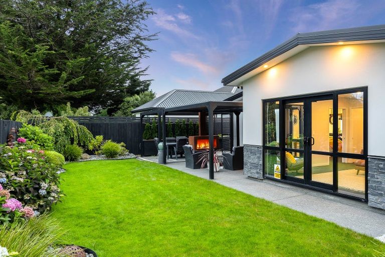 Photo of property in 37 Robert Duncan Road, Belfast, Christchurch, 8051