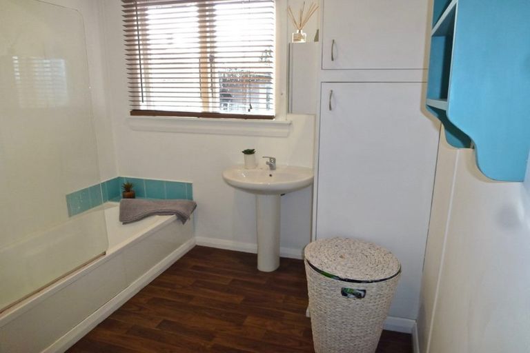 Photo of property in 10 Parakai Street, Paraparaumu, 5032