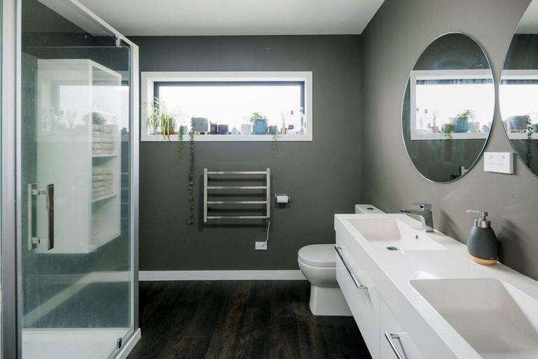 Photo of property in 42 Williamson Street, Cambridge, 3434