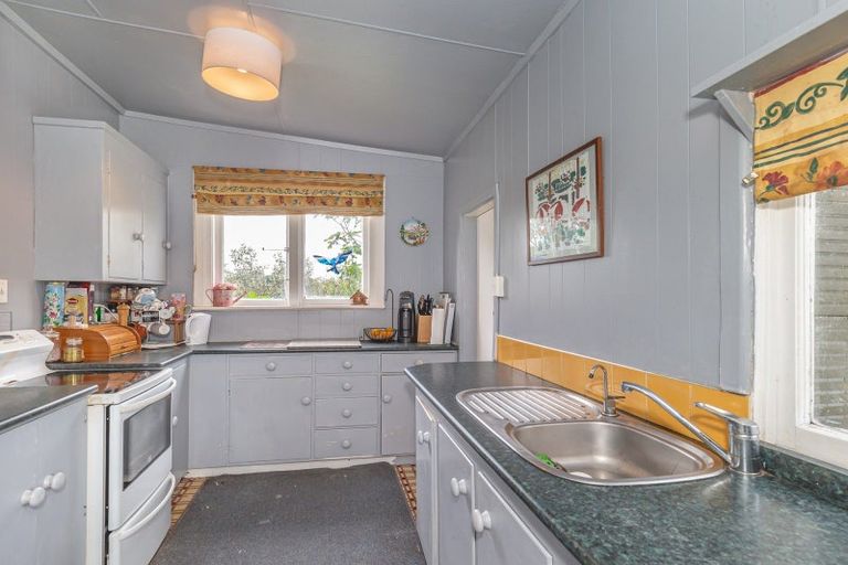 Photo of property in 156 Arapaepae Road, Levin, 5510