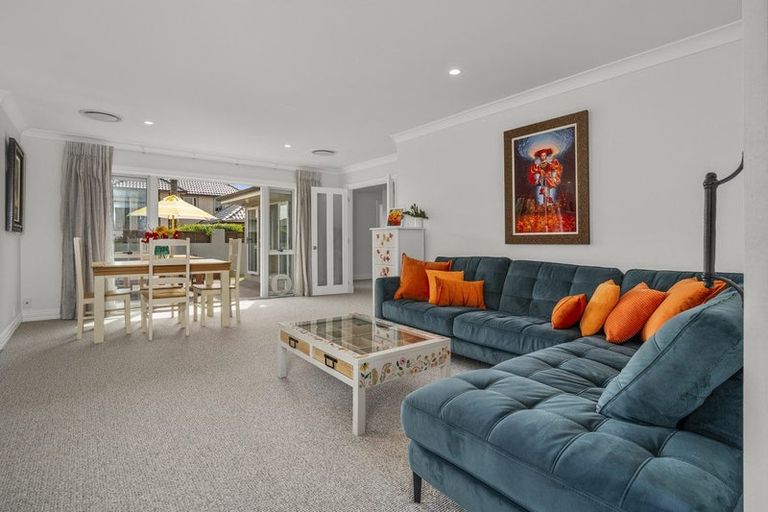 Photo of property in 2 Riviera Court, Papamoa Beach, Papamoa, 3118