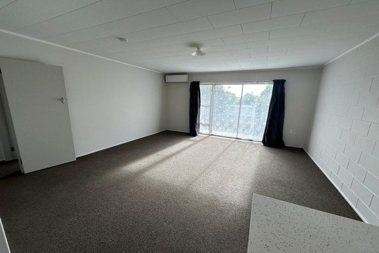 Photo of property in 5/4 Ashby Place, Pukekohe, 2120