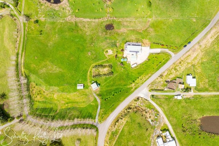 Photo of property in 67 Te Pahi River Drive, Paparoa, 0583