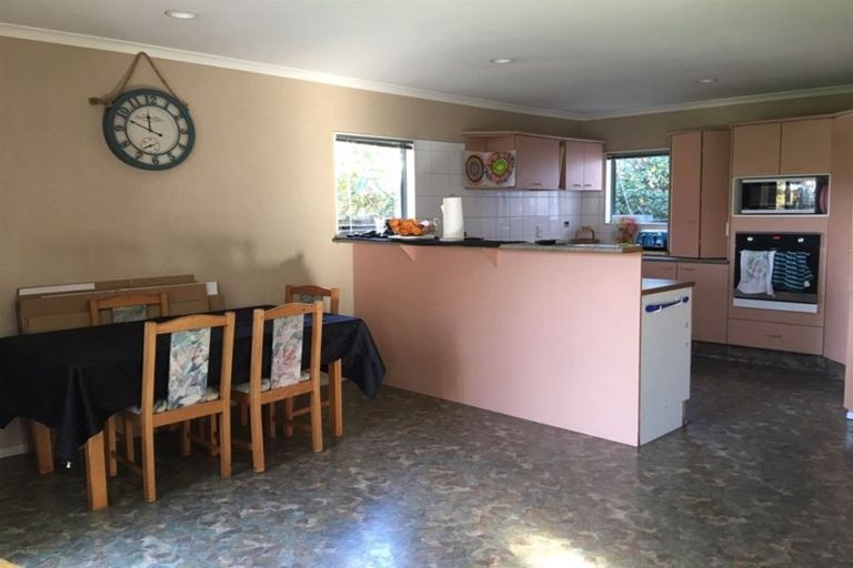 Photo of property in 18 Hastings Place, Hamilton Lake, Hamilton, 3204