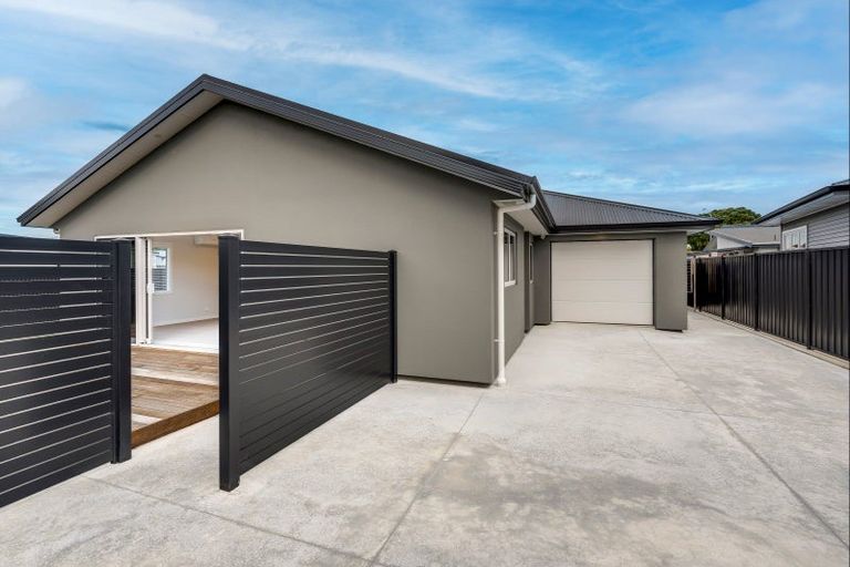 Photo of property in 3a Pembroke Street, Taradale, Napier, 4112