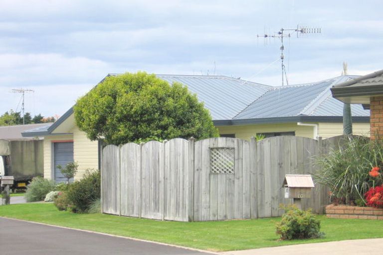 Photo of property in 15 Grosvenor Place, Katikati, 3129