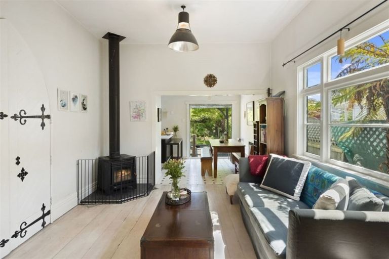 Photo of property in 31 Aylmer Street, Somerfield, Christchurch, 8024