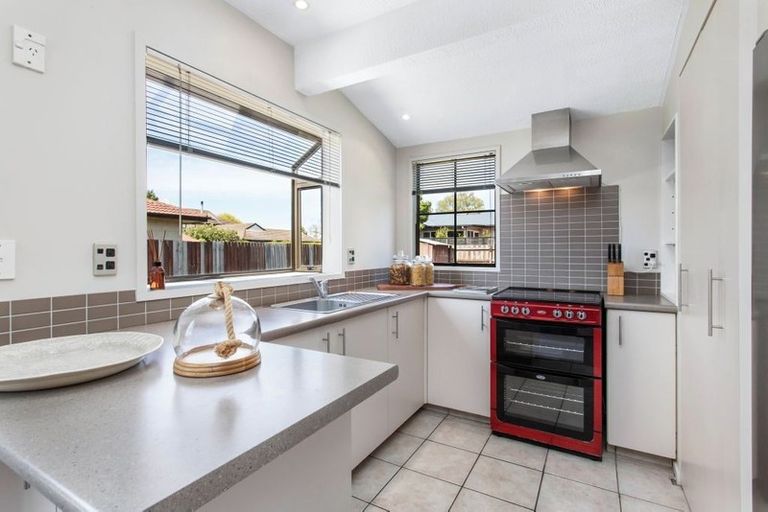 Photo of property in 18c Mulberry Place, Redwood, Christchurch, 8051