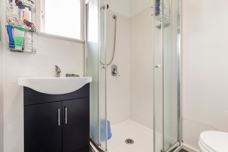 Photo of property in 4 Viola Place, Papakura, 2110