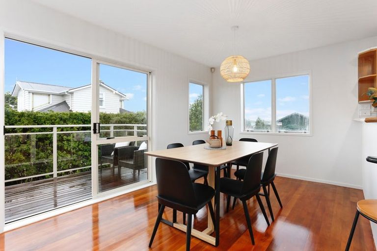 Photo of property in 138a Hinemoa Street, Birkenhead, Auckland, 0626