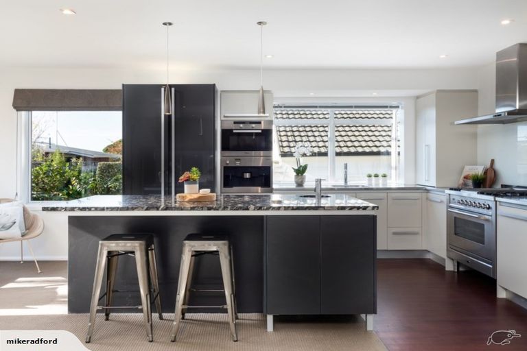 Photo of property in 45a Glenharrow Avenue, Avonhead, Christchurch, 8042