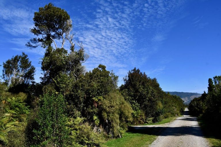 Photo of property in 64 Eco Place, Little Wanganui, Karamea, 7893