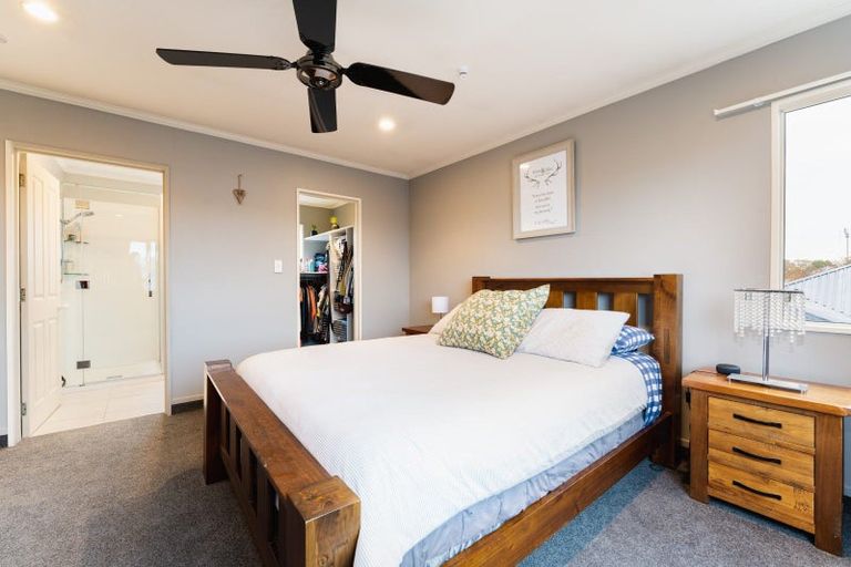 Photo of property in 56 Silverstream Drive, Mosgiel, 9024