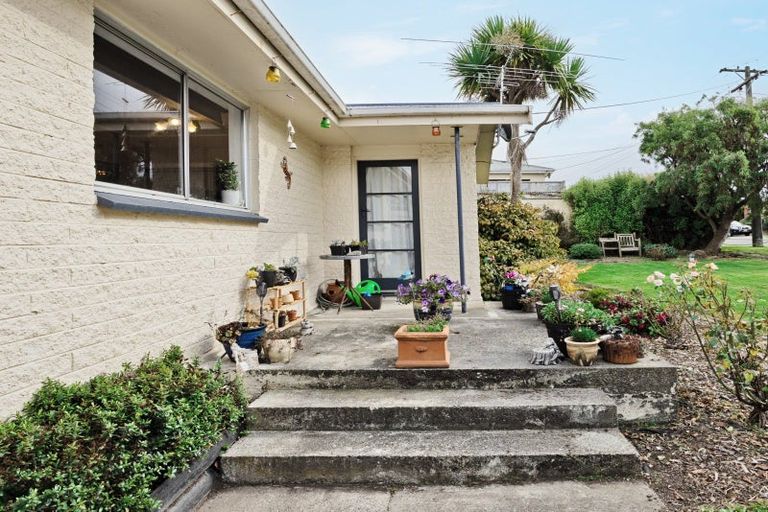 Photo of property in 33 Charles Street, Grasmere, Invercargill, 9810