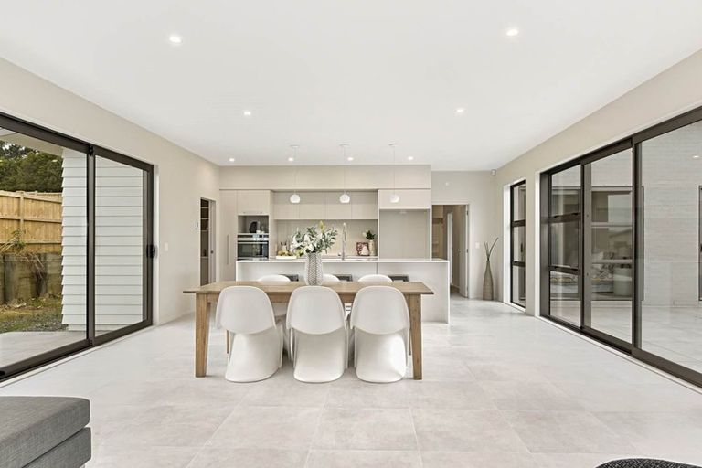 Photo of property in 33 Doidge Street, Beachlands, Auckland, 2018