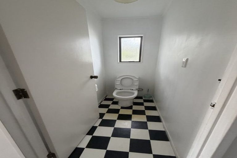 Photo of property in 3/11 Fruitvale Road, New Lynn, Auckland, 0600