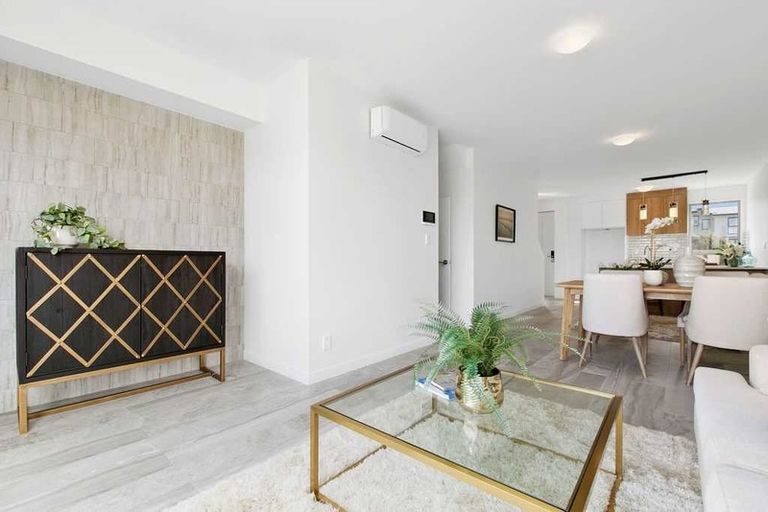 Photo of property in 6 Waihou Crescent, Albany Heights, Auckland, 0632