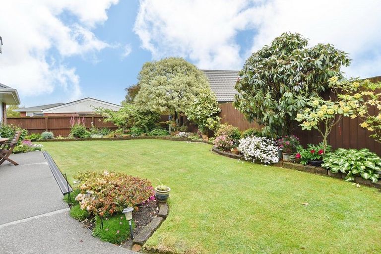 Photo of property in 15 Autumn Place, Mairehau, Christchurch, 8052