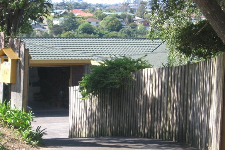 Photo of property in 3a Mulberry Place, Glenfield, Auckland, 0629