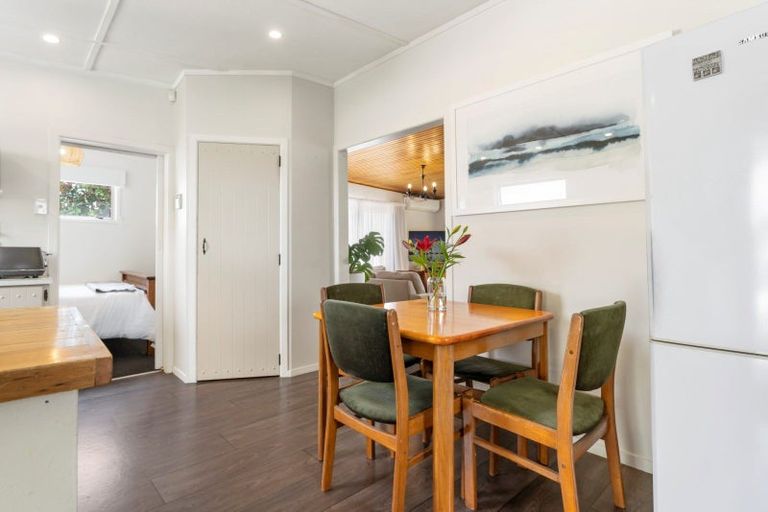 Photo of property in 218 Dickson Road, Papamoa Beach, Papamoa, 3118