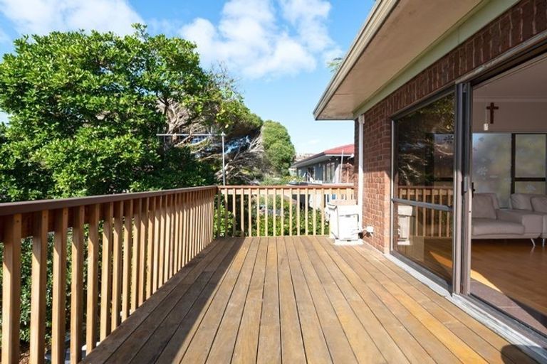 Photo of property in 12 Culdaff Place, Mount Roskill, Auckland, 1041
