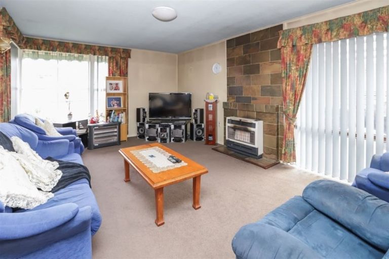 Photo of property in 15a Vernall Street, Nawton, Hamilton, 3200