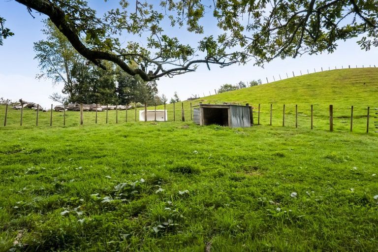 Photo of property in 927 Mohakau Road, Kiore, Stratford, 4395