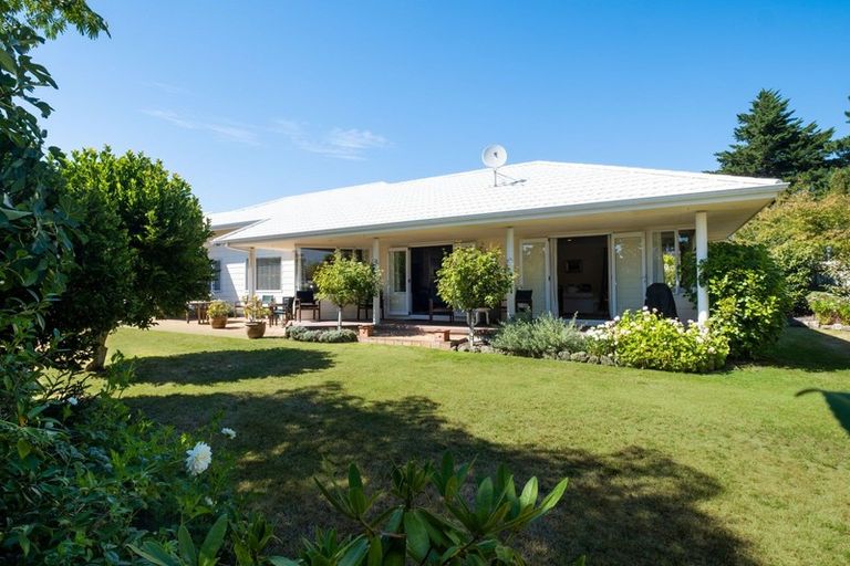 Photo of property in 4 Fulford Place, Havelock North, 4130