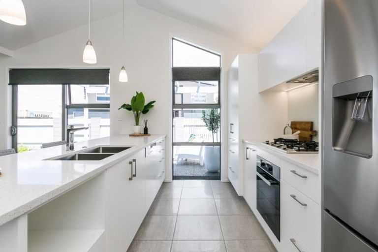 Photo of property in 5 Winston Lane, Ahuriri, Napier, 4110