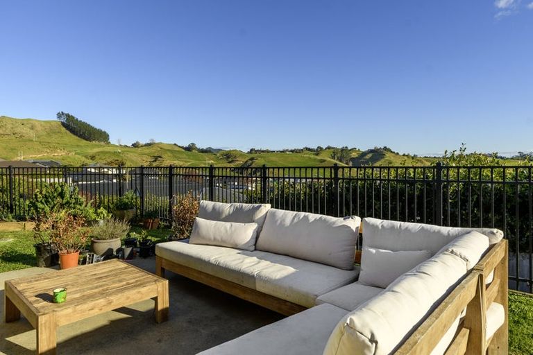 Photo of property in 170 Waikite Road, Welcome Bay, Tauranga, 3175