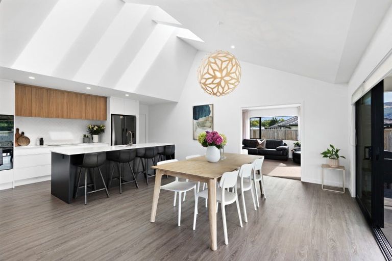 Photo of property in 13 Rodeo Place, Outram, 9019