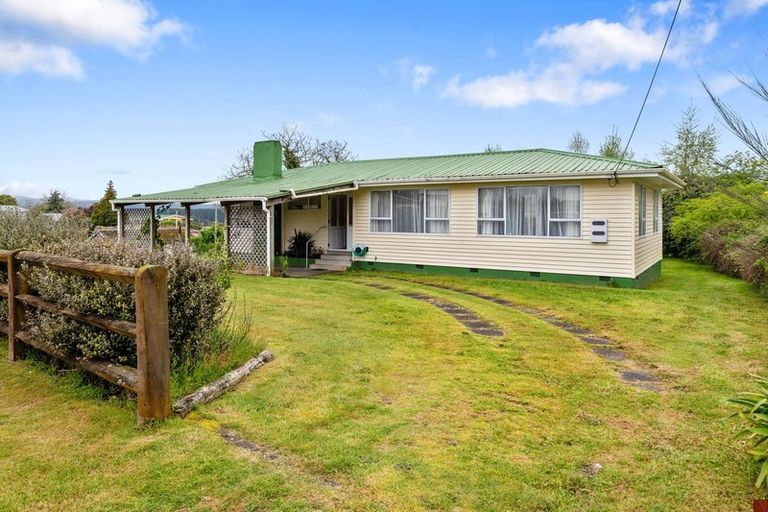 Photo of property in 4 Manuka Terrace, Mangakino, 3421