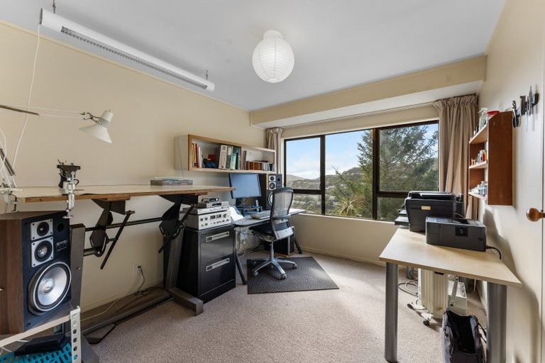 Photo of property in 109 Allington Road, Karori, Wellington, 6012