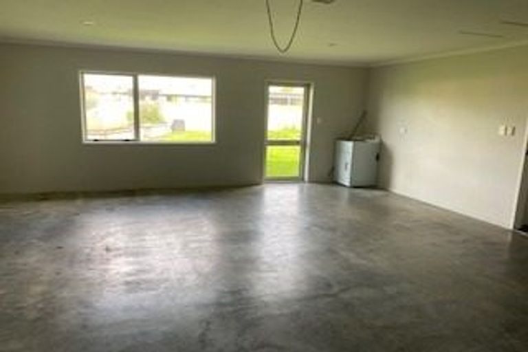 Photo of property in 12 Law Crescent, Horotiu, Hamilton, 3288