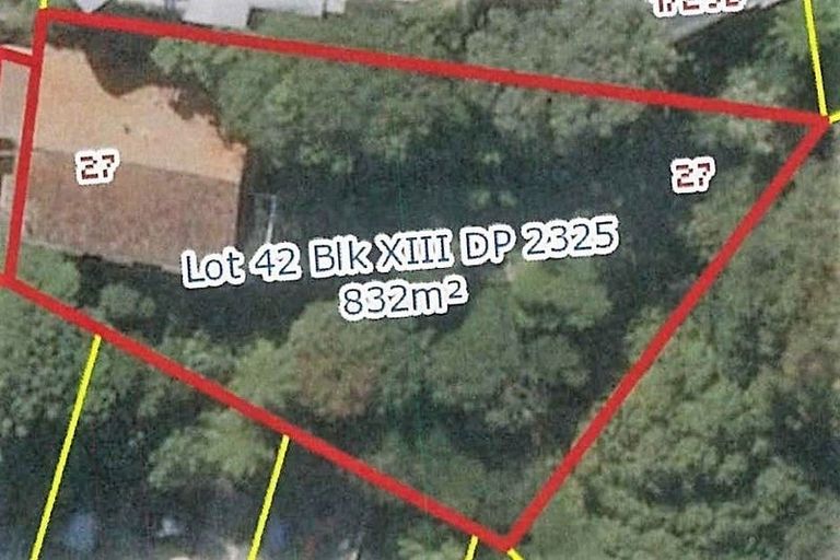 Photo of property in 27 Lower North Terrace, Kelburn, Wellington, 6012