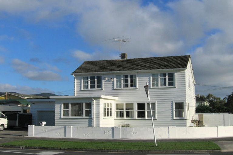 Photo of property in 2 Tocker Street, Taita, Lower Hutt, 5011