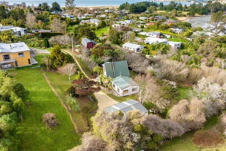 Photo of property in 15 Bank Road, Warrington, Waikouaiti, 9471